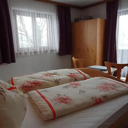 Farm stay Bauernhof Neu-endfelden, Guenter Widauer