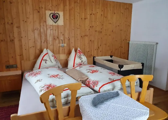 Bauernhof Neu-endfelden, Guenter Widauer Farm stay Soll